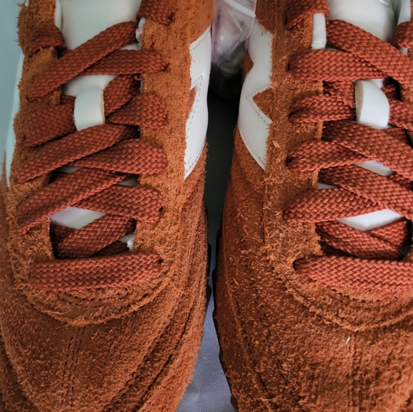 New Balance RC30 - Picture 10 of 12